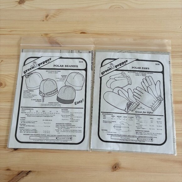 The Green Pepper: [534] Polar Beanies & [508] Polar Paws Sewing Patterns Bundle - Picture 4 of 4